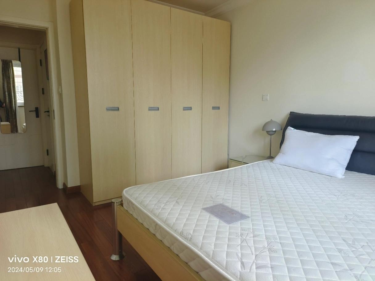 SJTU, Hongzhuang, 2brs, 5th floor