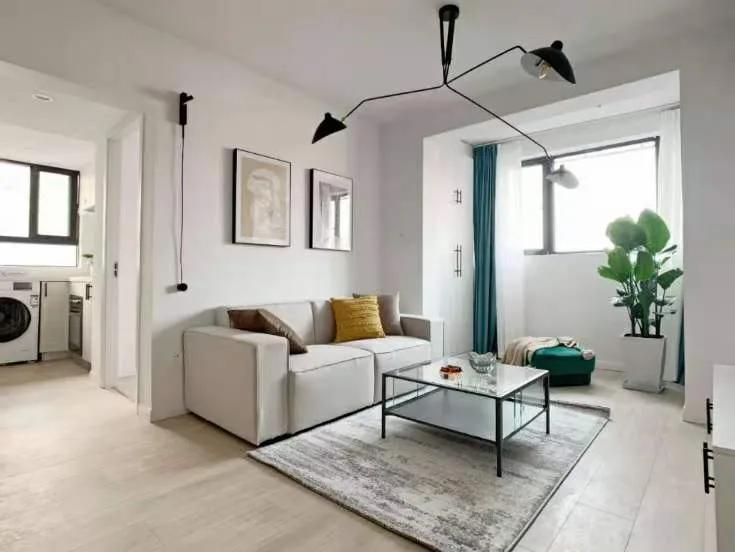 Zhongshan Park, Newly renovated 1bd, Well- Lit, Lines 2/3/4