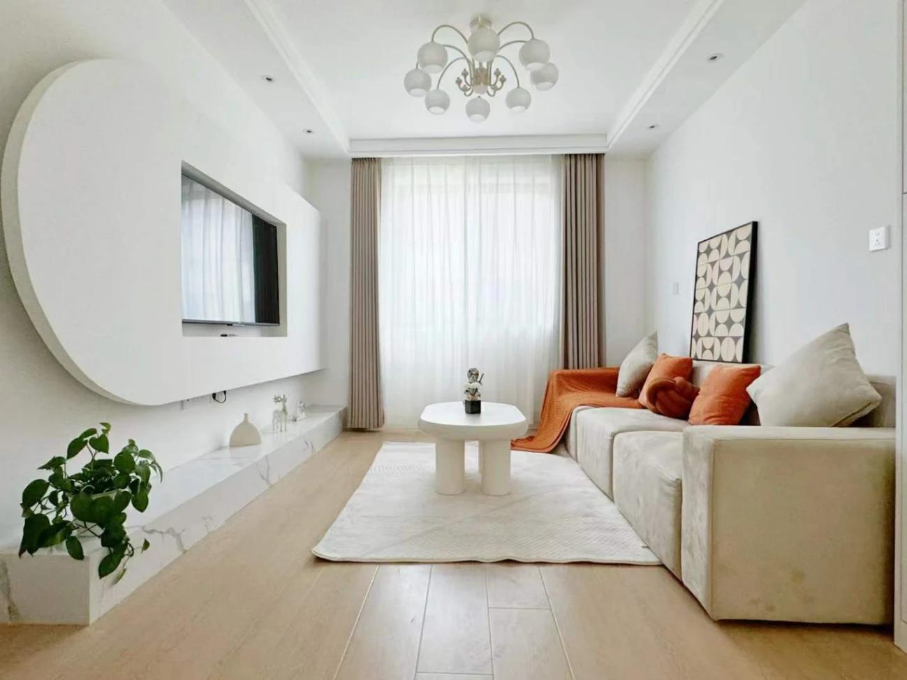 Jiangsu Road Station, Neat interior, 1bdr, Lines 2/11