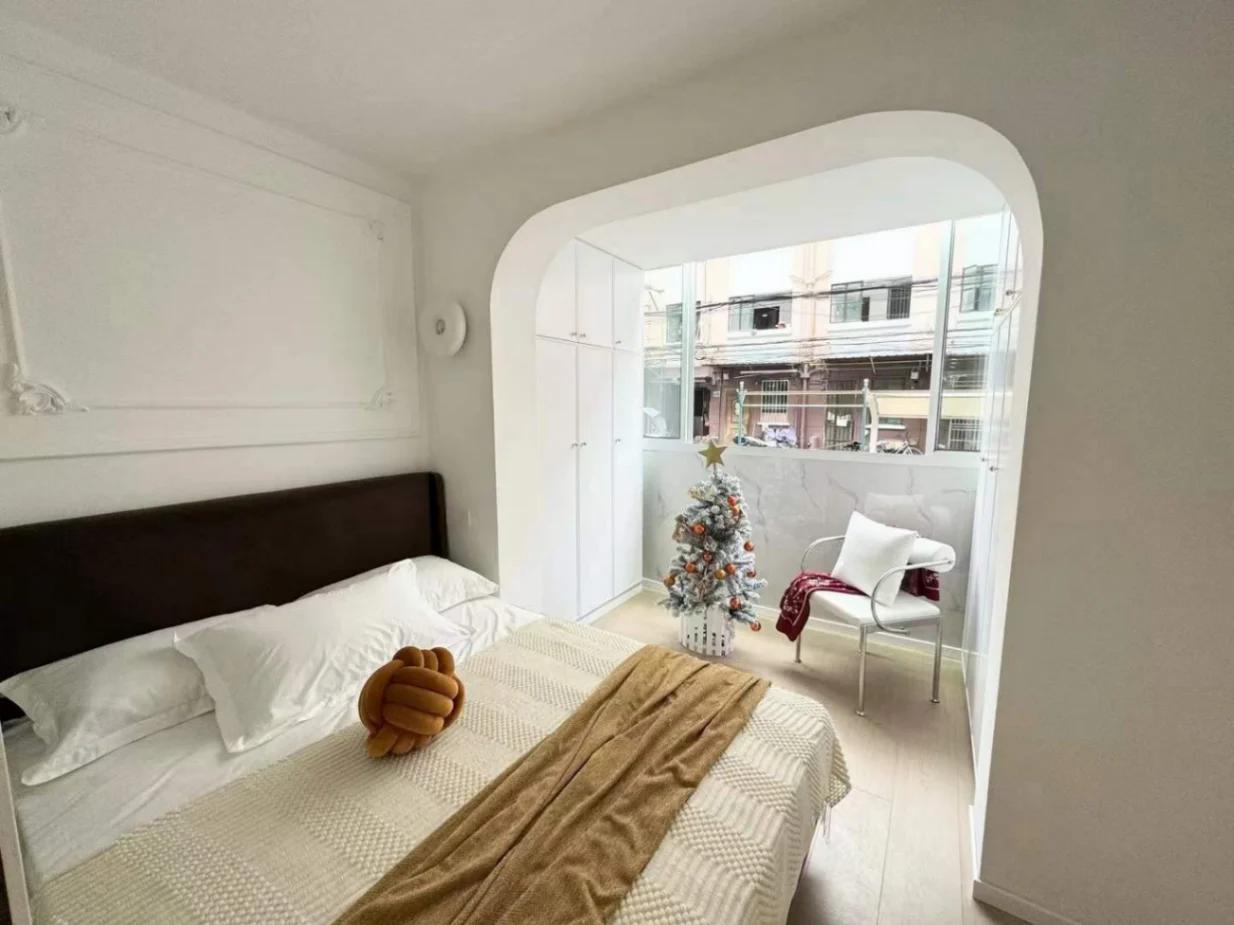 Jiangsulu Station, Newly Renovated Modern Studio, Lines 2/11
