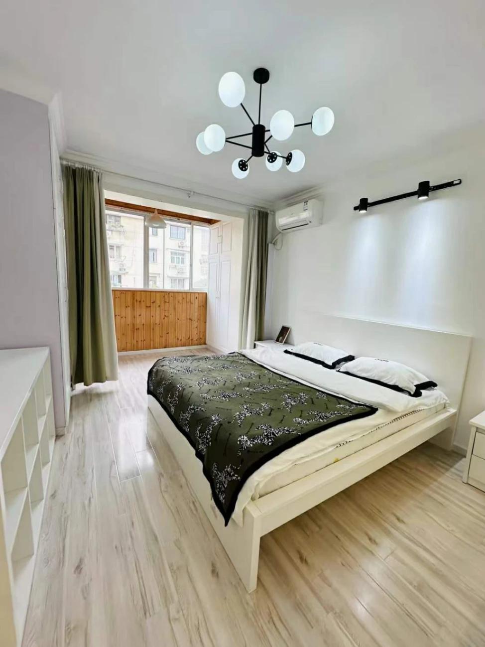 Jiangning Road, Well-maintained Studio, Near Subway