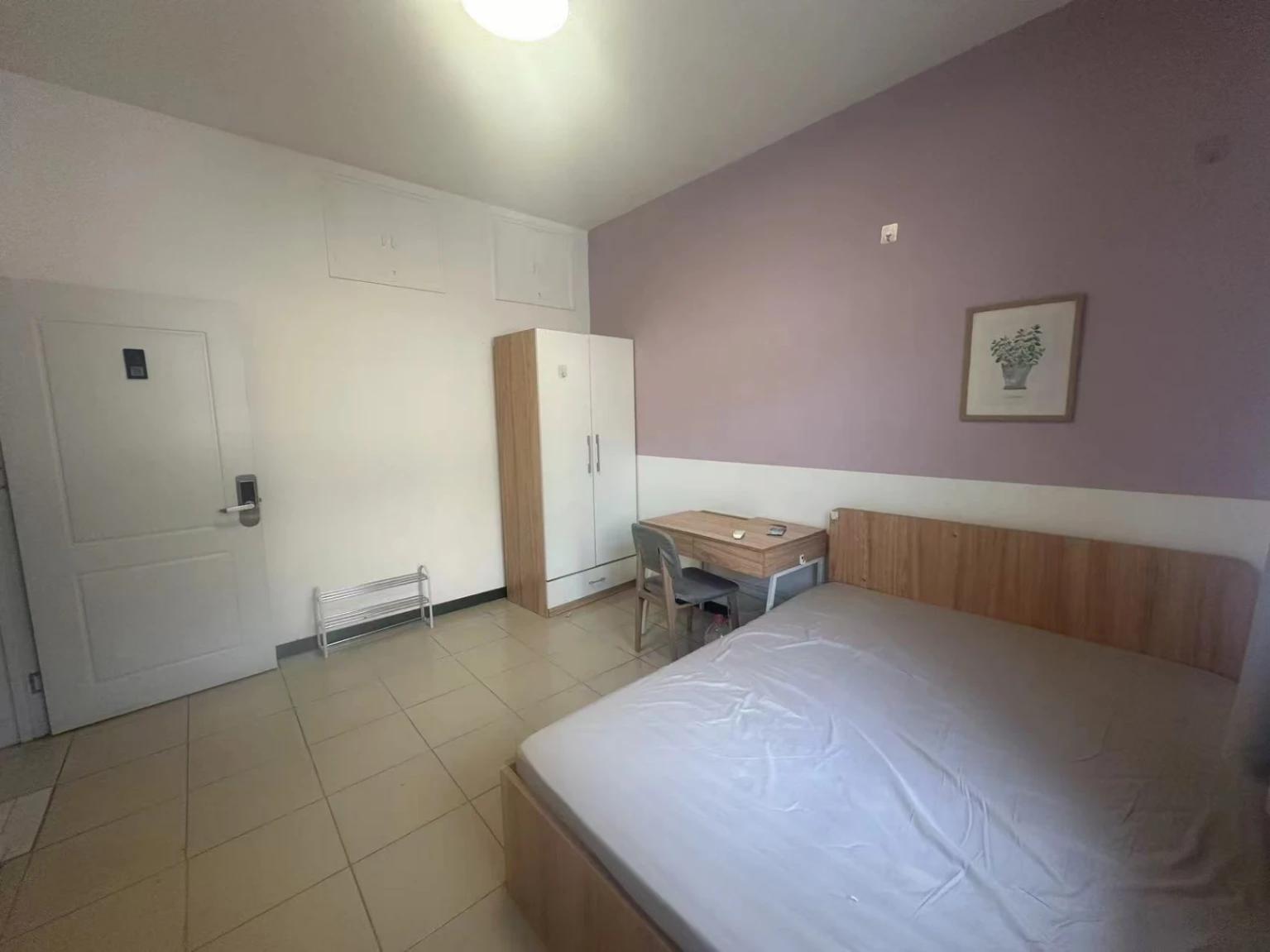 Near RUC, 2-bedroom, Fully furnished