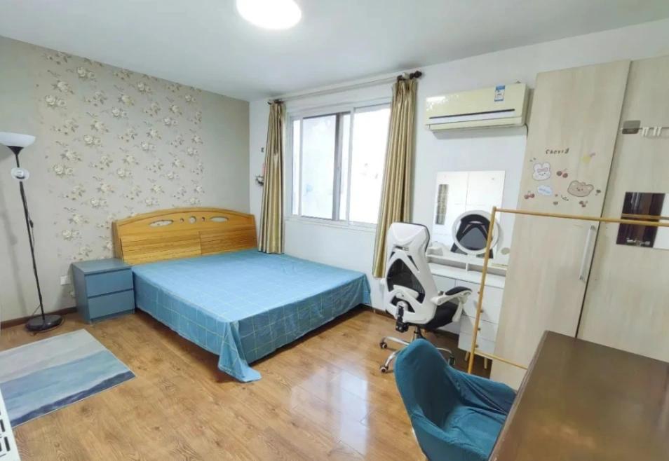 Wudaokou, Room with Private Bathroom, Fully Furnished, Share house