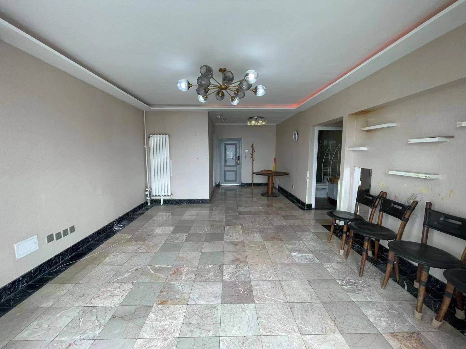 Chaoyang Park, 2brs, 113㎡, Northwest Facing, 18th floor