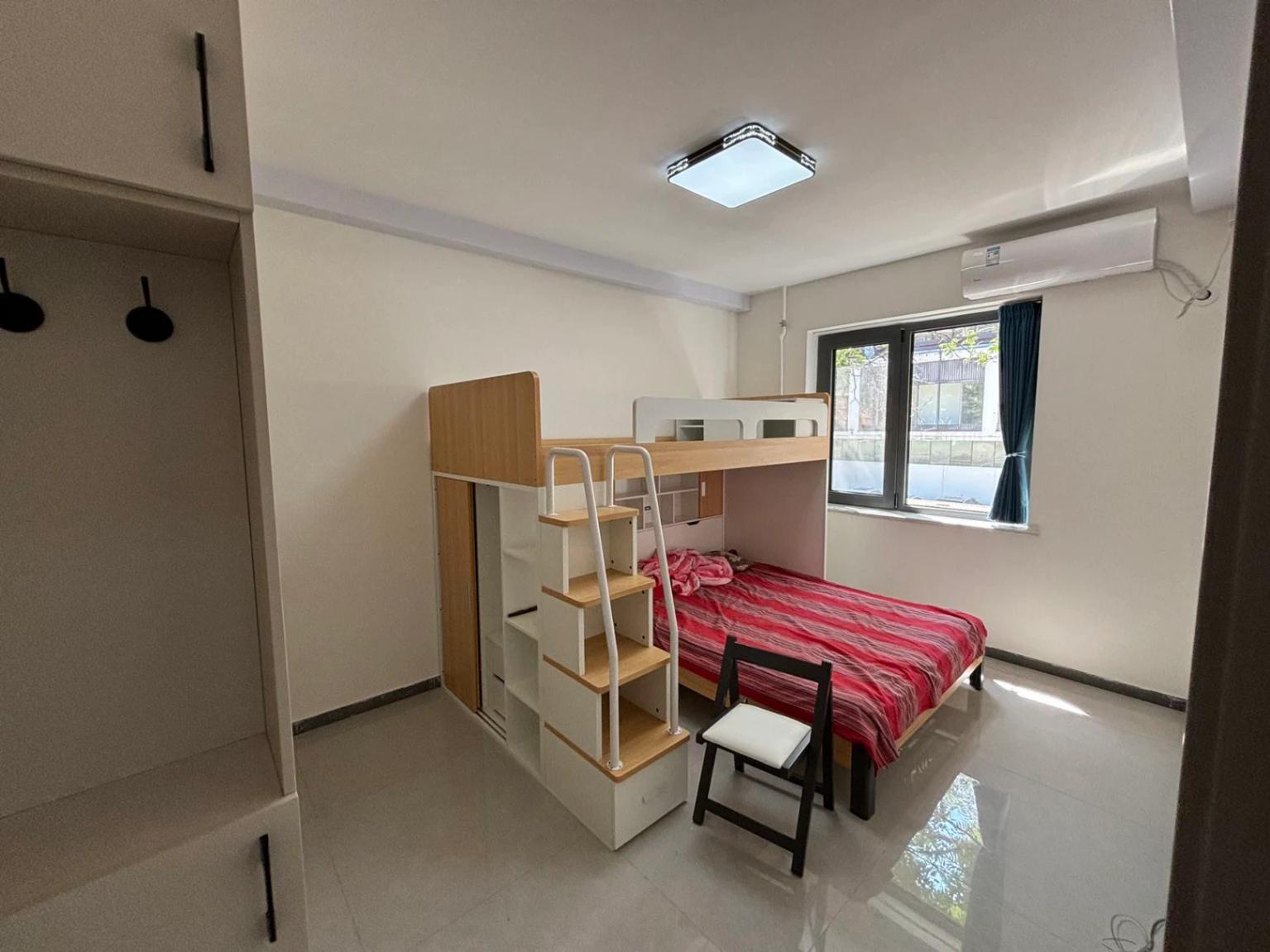Guomao, 2 bedroom, Newly Renovated