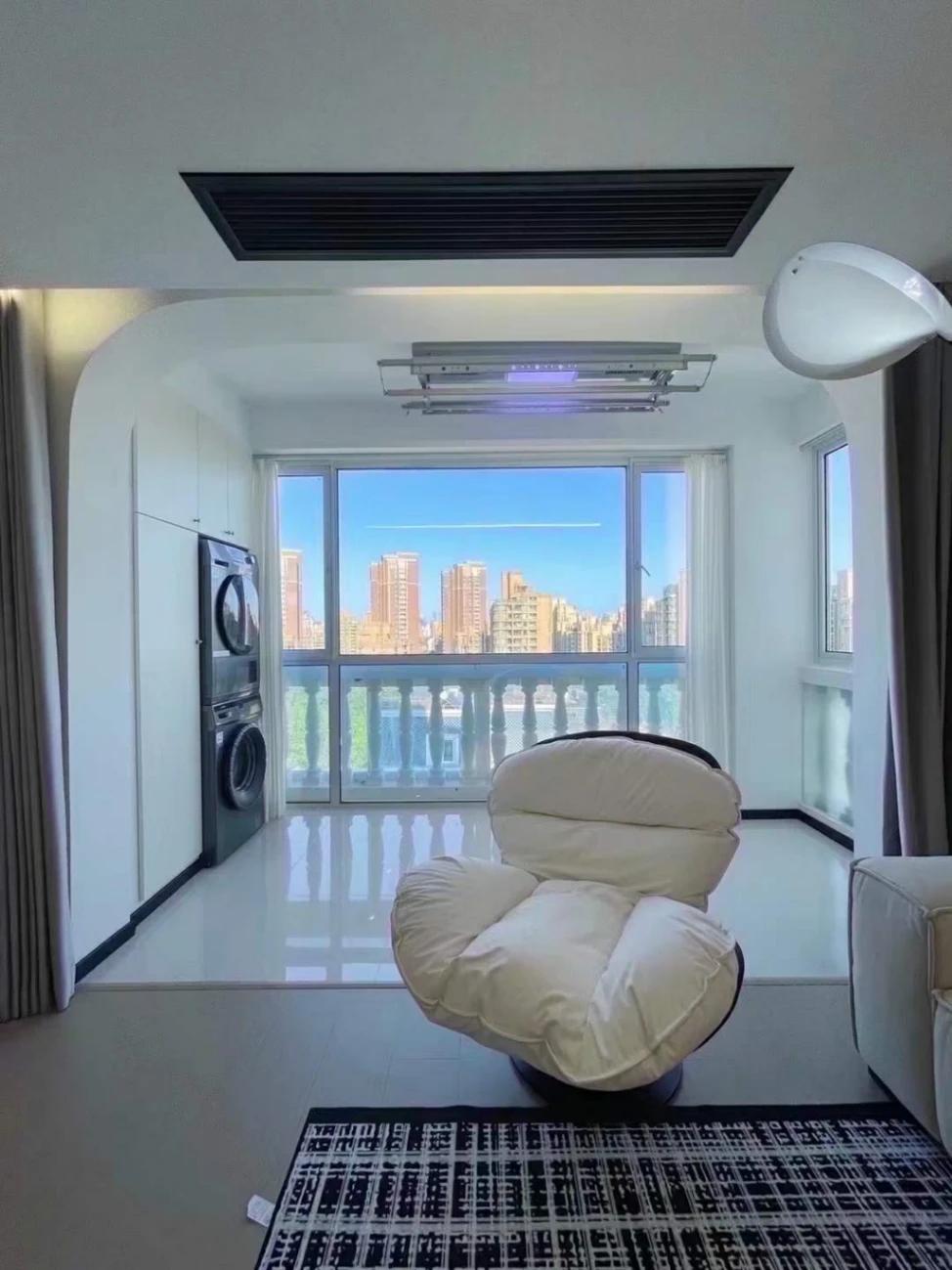 Century Avenue, 2brs, 2bts, 2 living rooms, Great view, 120㎡, Fully Furnished