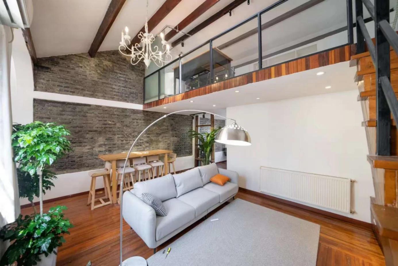 Jing'an Temple, 3brs, 2 living rooms, 2bts, Loft, Spacious Terrace