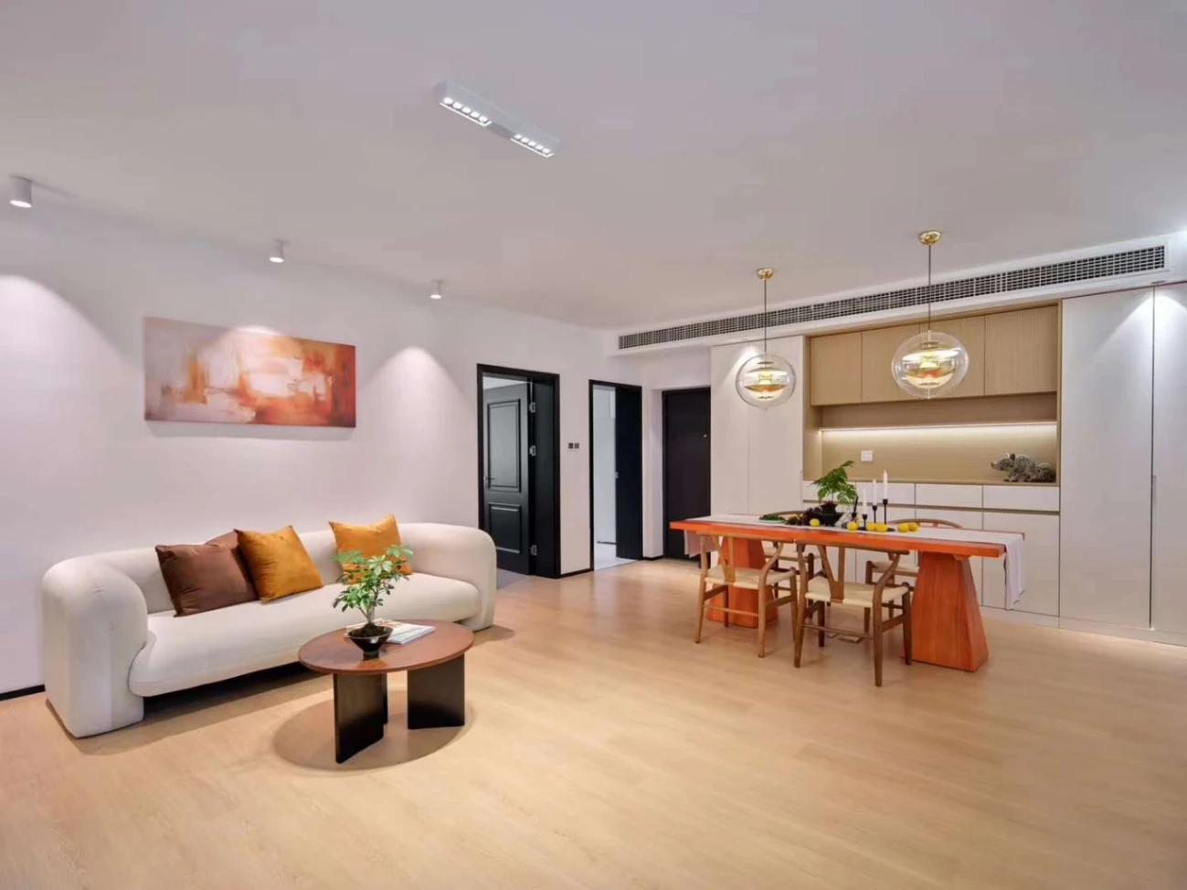 Hongqiao Road, 3brs, South-facing, Fully Equipped, Lines 3/4/10