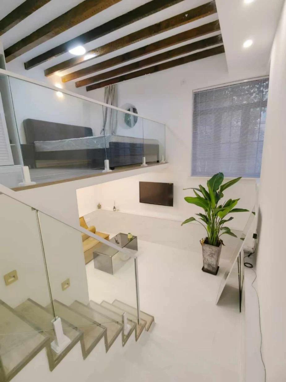 Jing'an Temple, Loft Studio, Fully Furnished, Lines 2, 7, 14