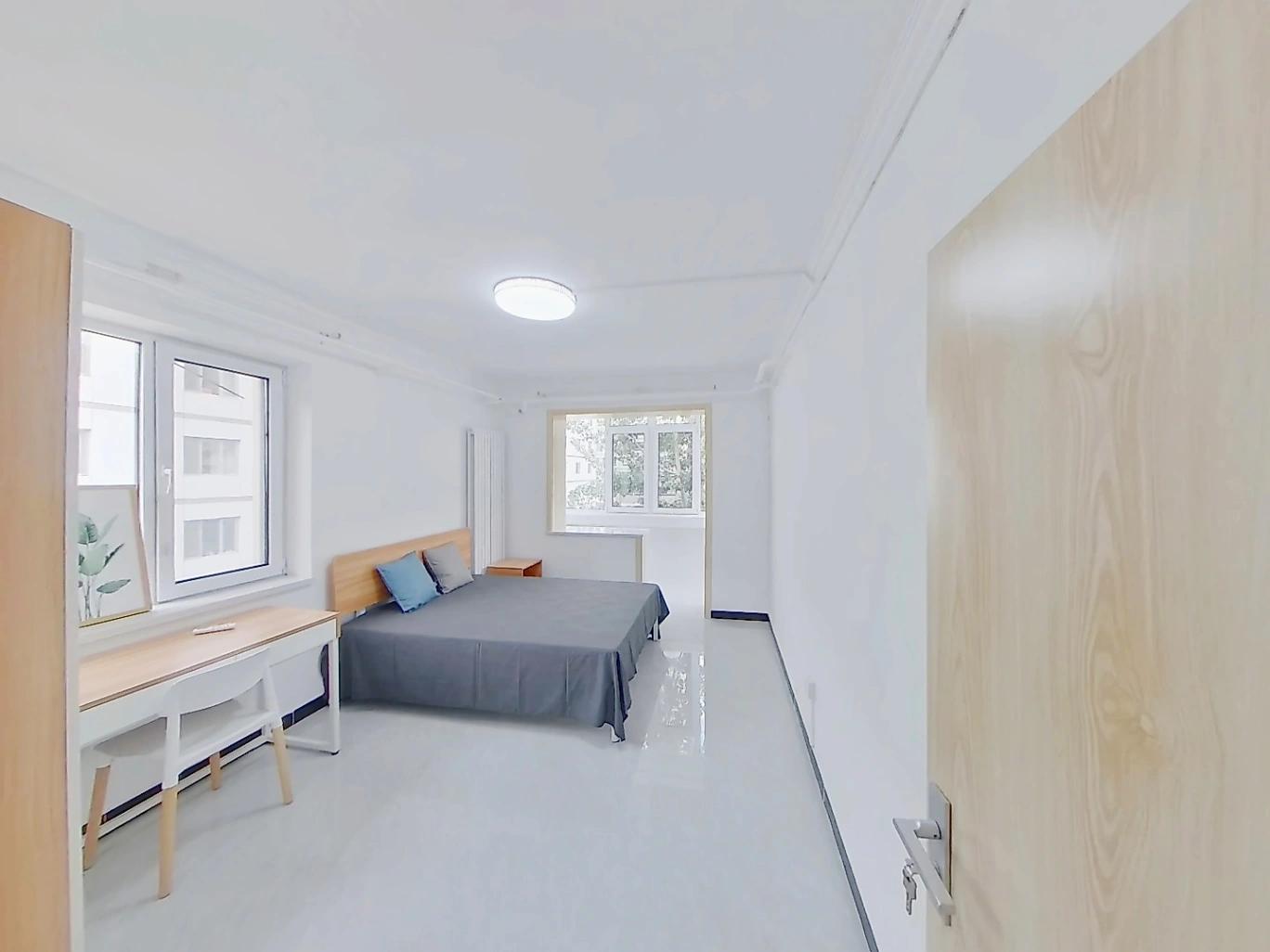 RUC, 2brs, 1 living room, East-facing, 6th floor