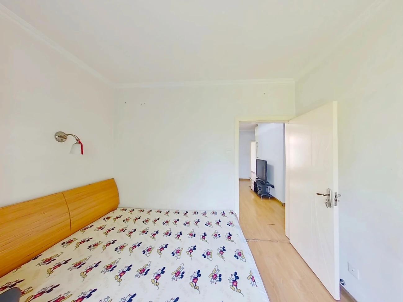 Wudaokou, 2brs, South-North facing, 4th floor, 74㎡