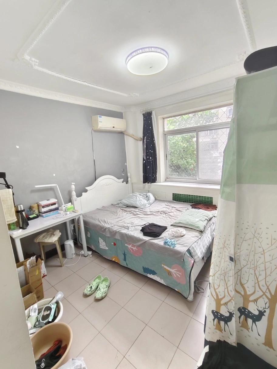 Wangjing, 4brs 2bts shared living room, Shared house