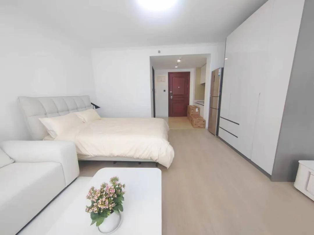 Wudaokou, Well Renovated Studio, Fully Furnished