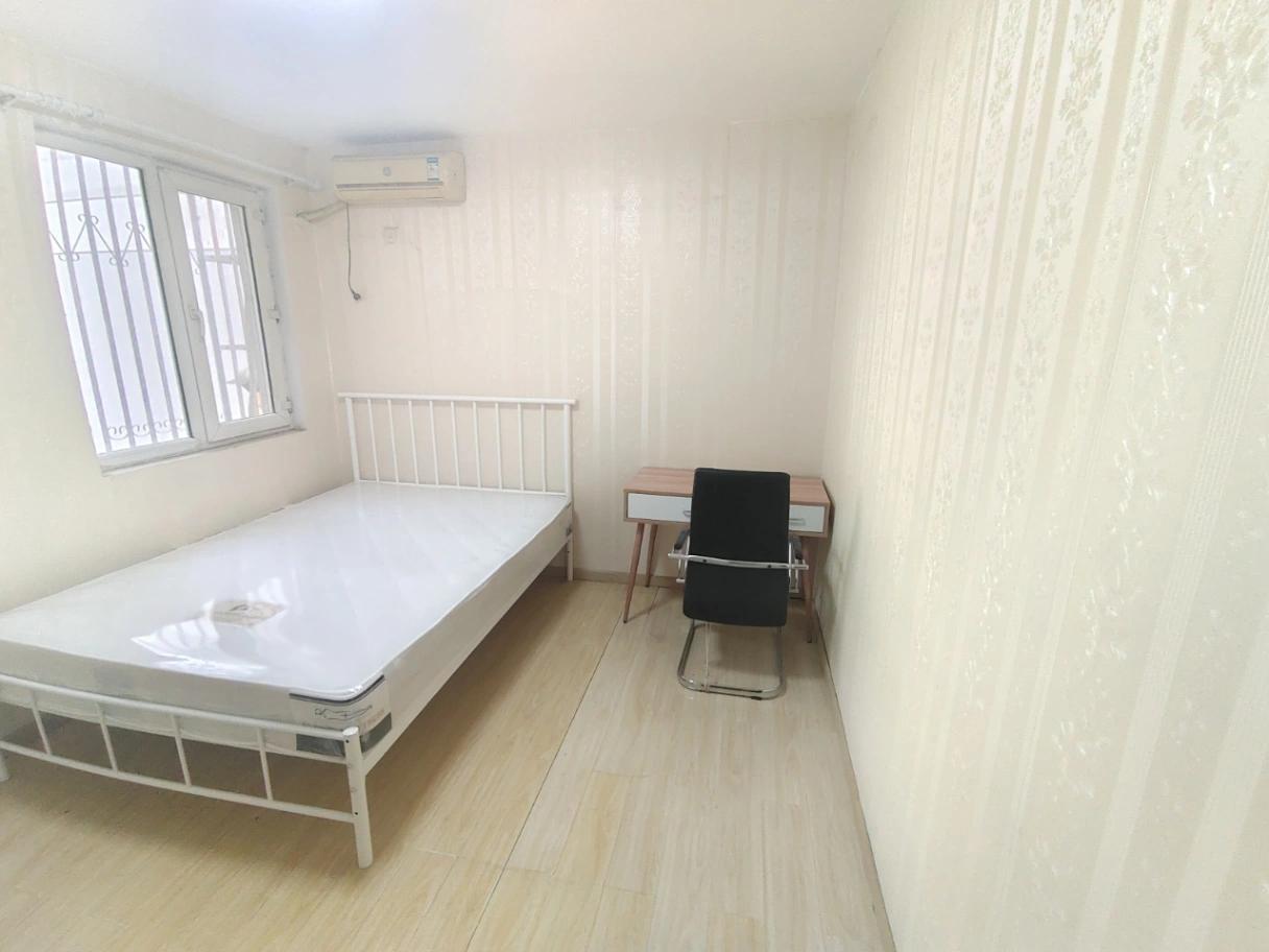 Huoying, Secondary Bedroom, 3brs Shared house