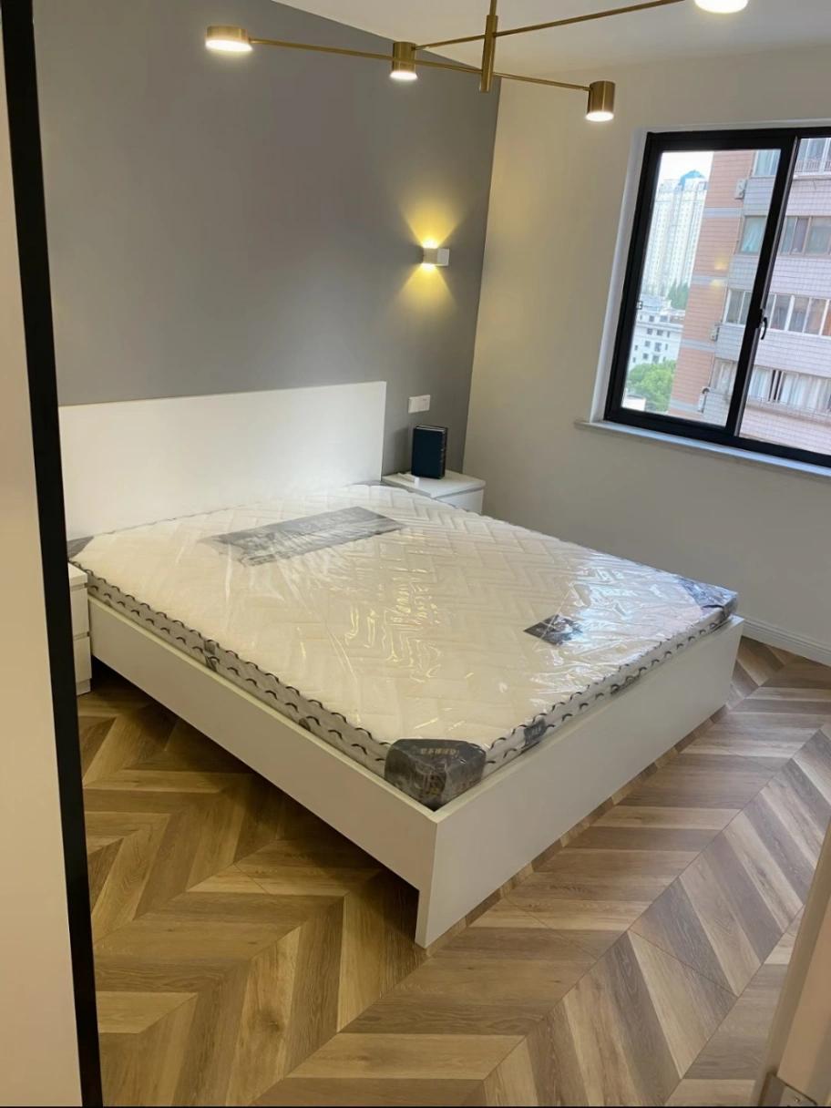 SJTU, 96㎡, 2 Bedrooms, 2 Bathrooms, 1 Living Room, Neat Decorated, Well-Lit