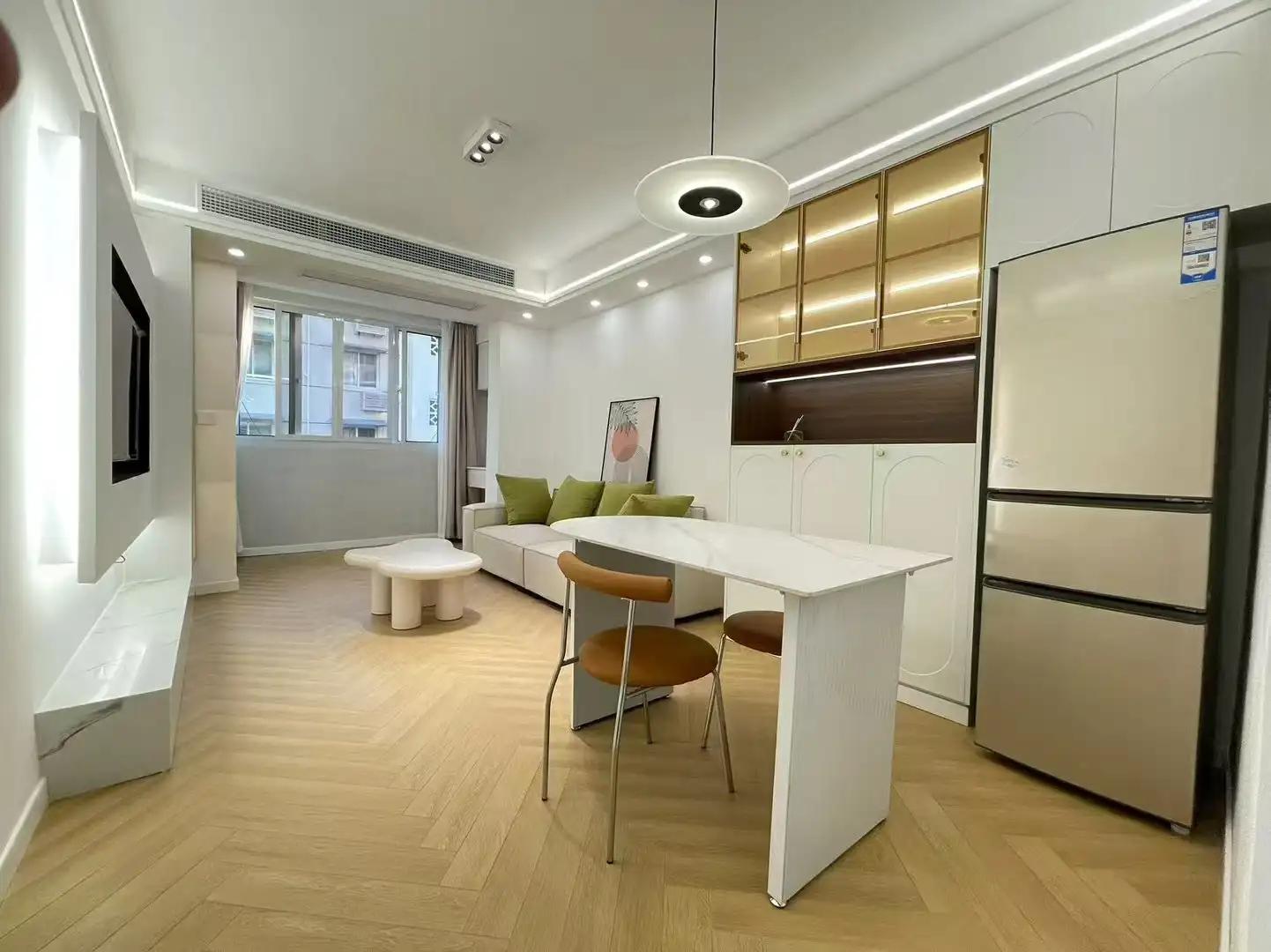 Zhongshan Park, 1bd, Well-decorated