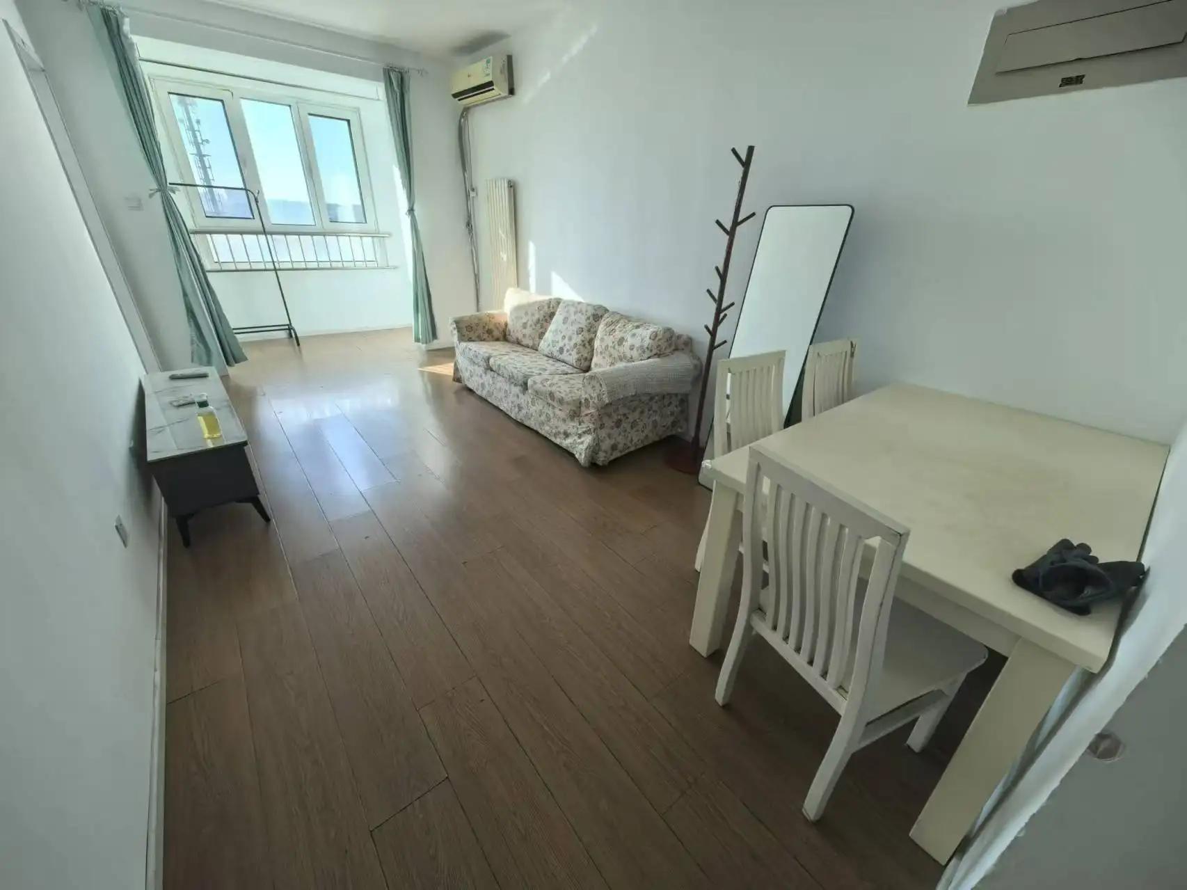 CUEB, Jingkai West Road, 2bds, Wooden Floor