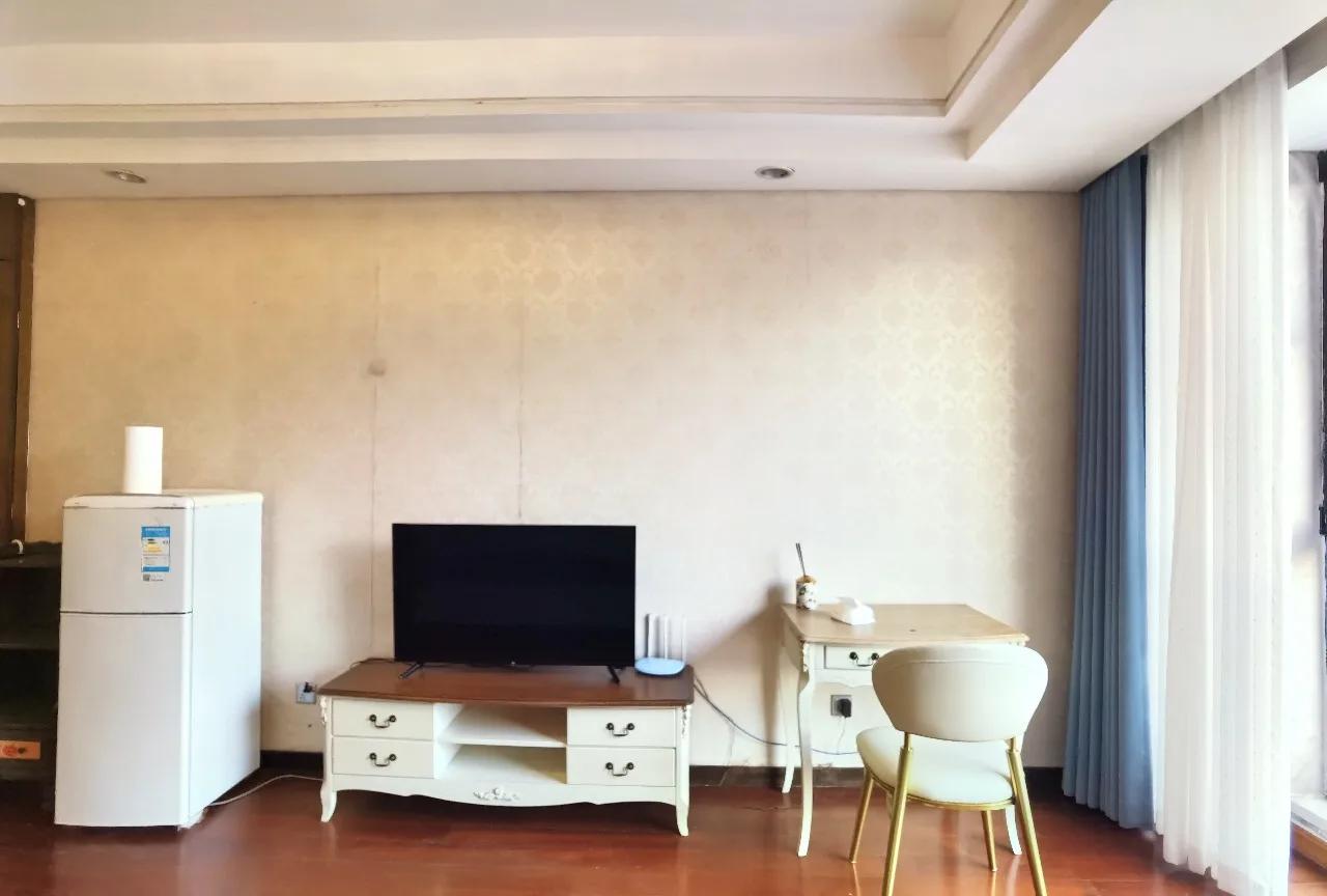  Liangmaqiao, Gnas Apartment, 1bdr, Well-decorated