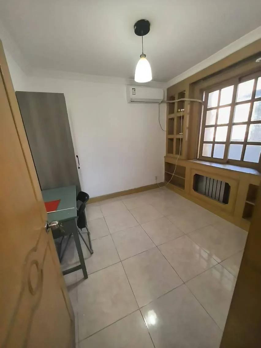 Liudaokou, Dongwangzhuang Community, Shared Apartment