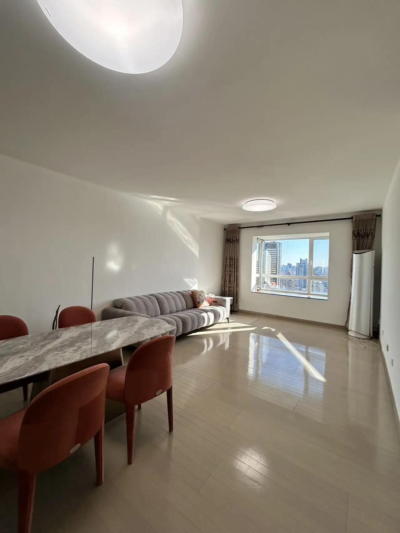Dongzhimen, Wangguocheng, 3bds, Spacious