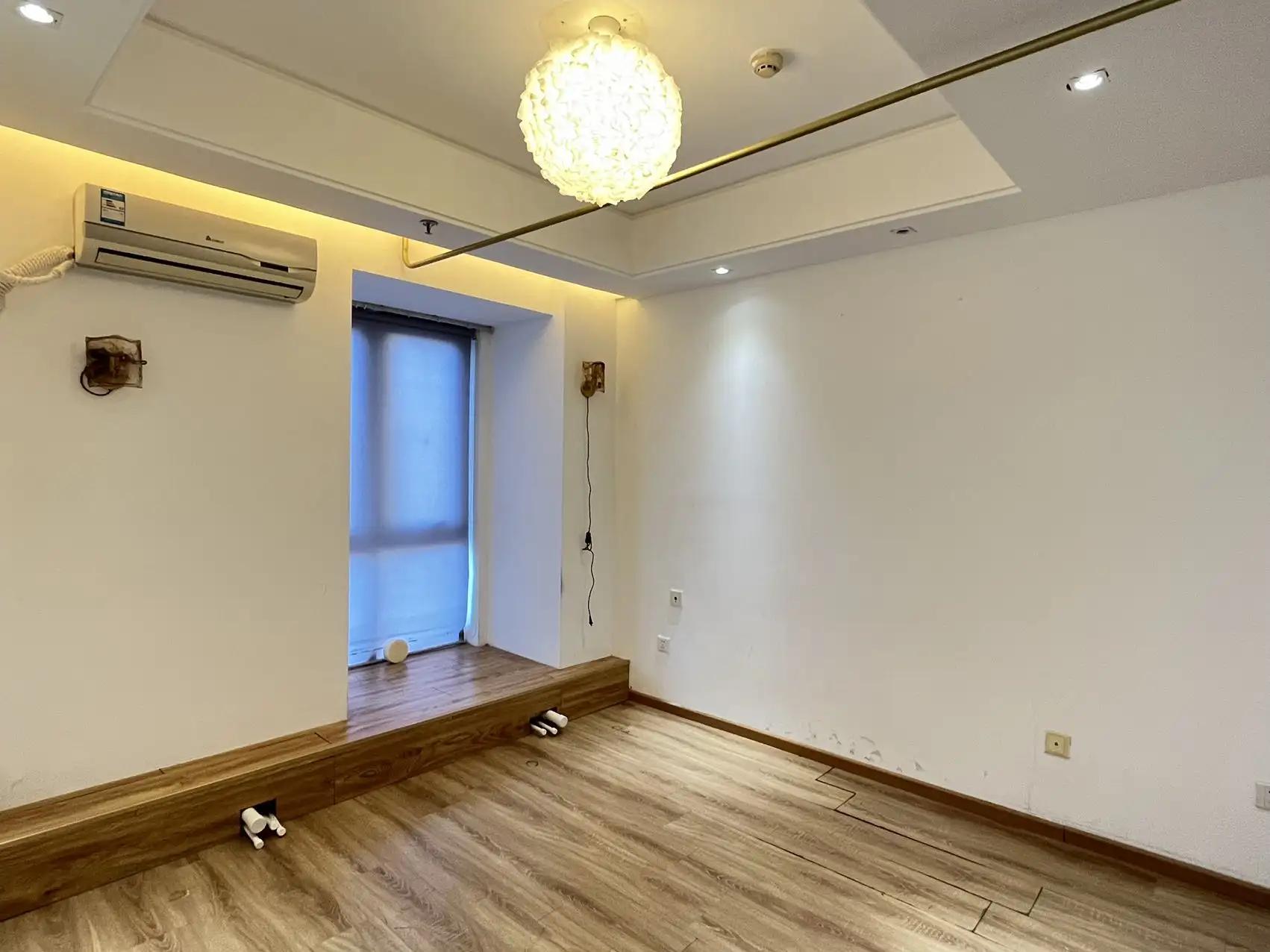 Wangjing, Hexing Qilin Community, 1bd, Wooden Floor