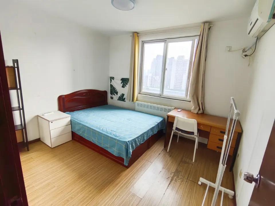 Wudaokou, Wudaokou Jiayuan Building 3, Airy&Spacious
