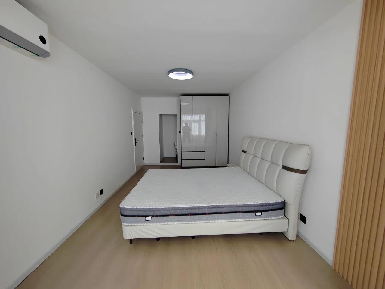 Wudaokou, Xijiao Hotel Community, 3bds, Airy&Spacious