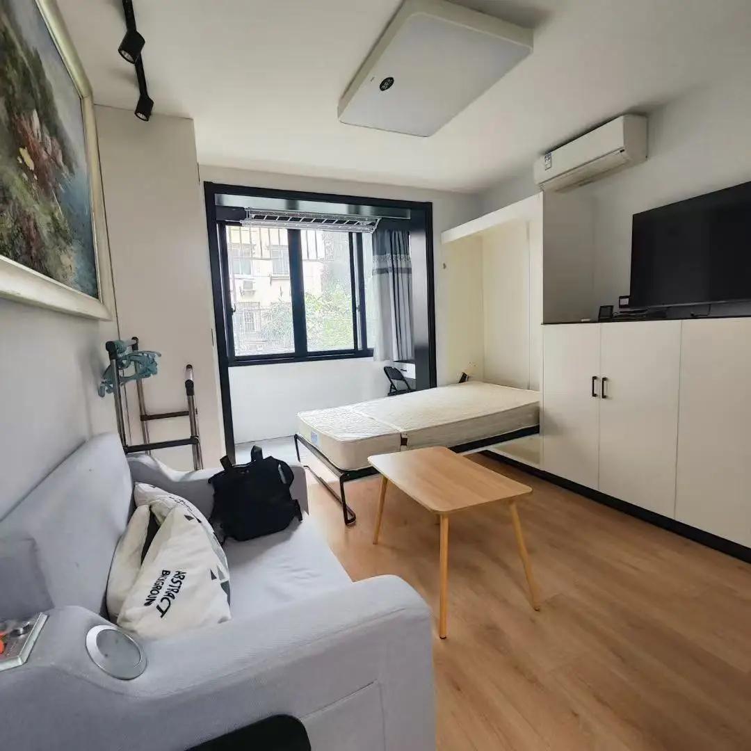 Zhongshan Park, Sanjing Beizhai Community, 1bd, Well-lighted