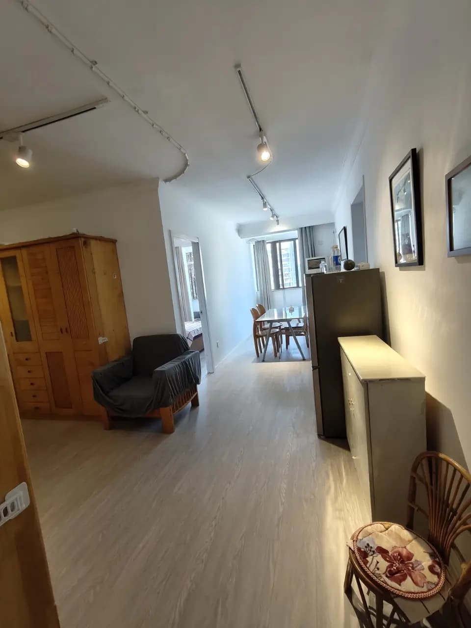 Jiaotong University, Hongshen Building, 4bds