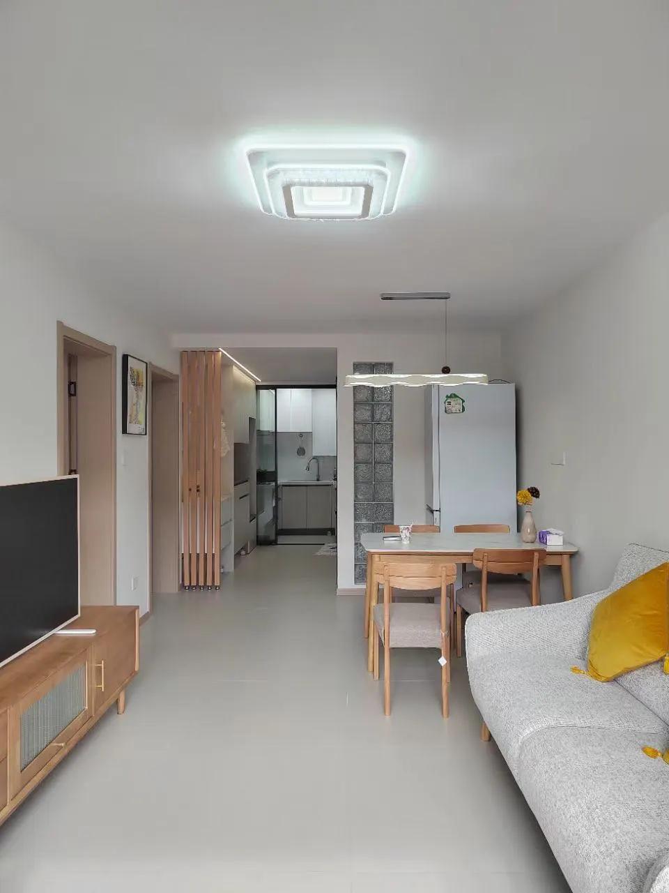 Changshulu, Huaihai Middle Road Lane 1270, 2bds
