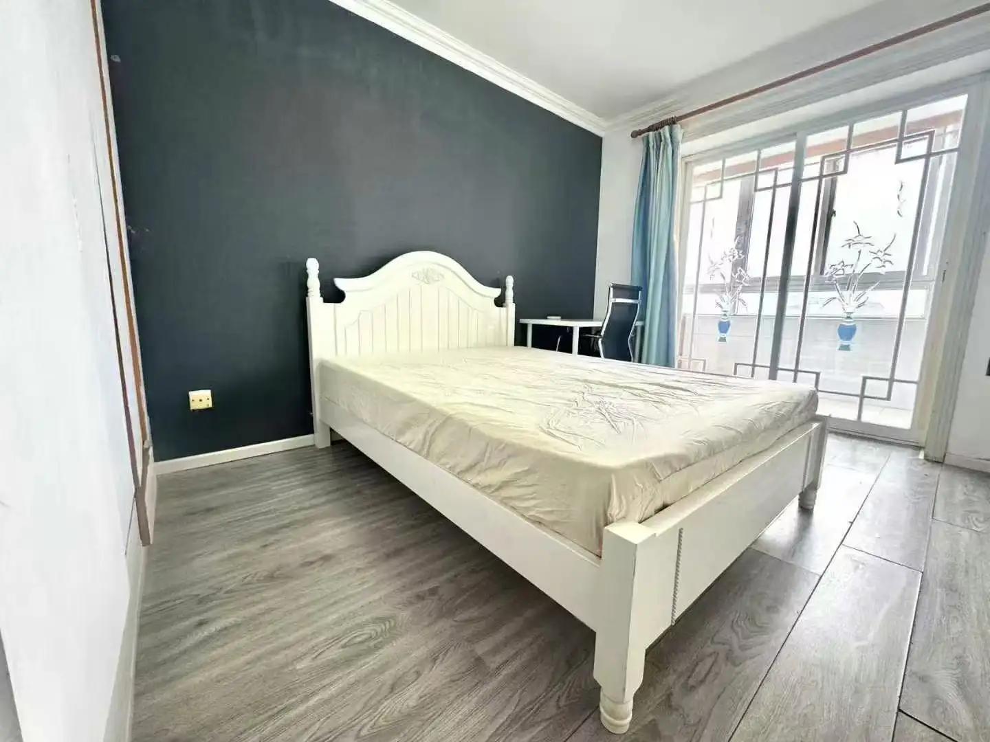 Shuangjing, Huateng Garden, Share house