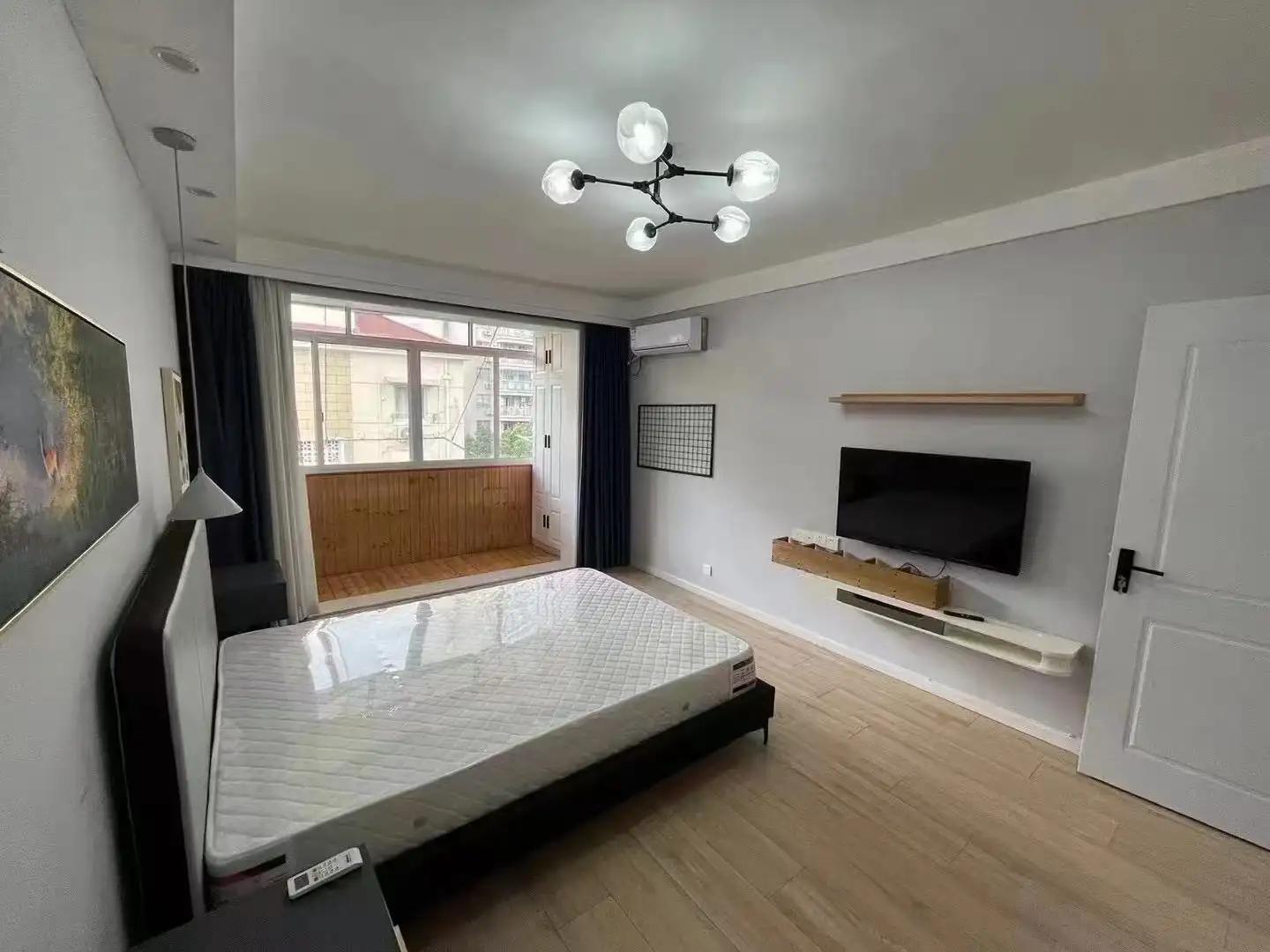 Hongqiao Road, Tiandu Community, 1bd