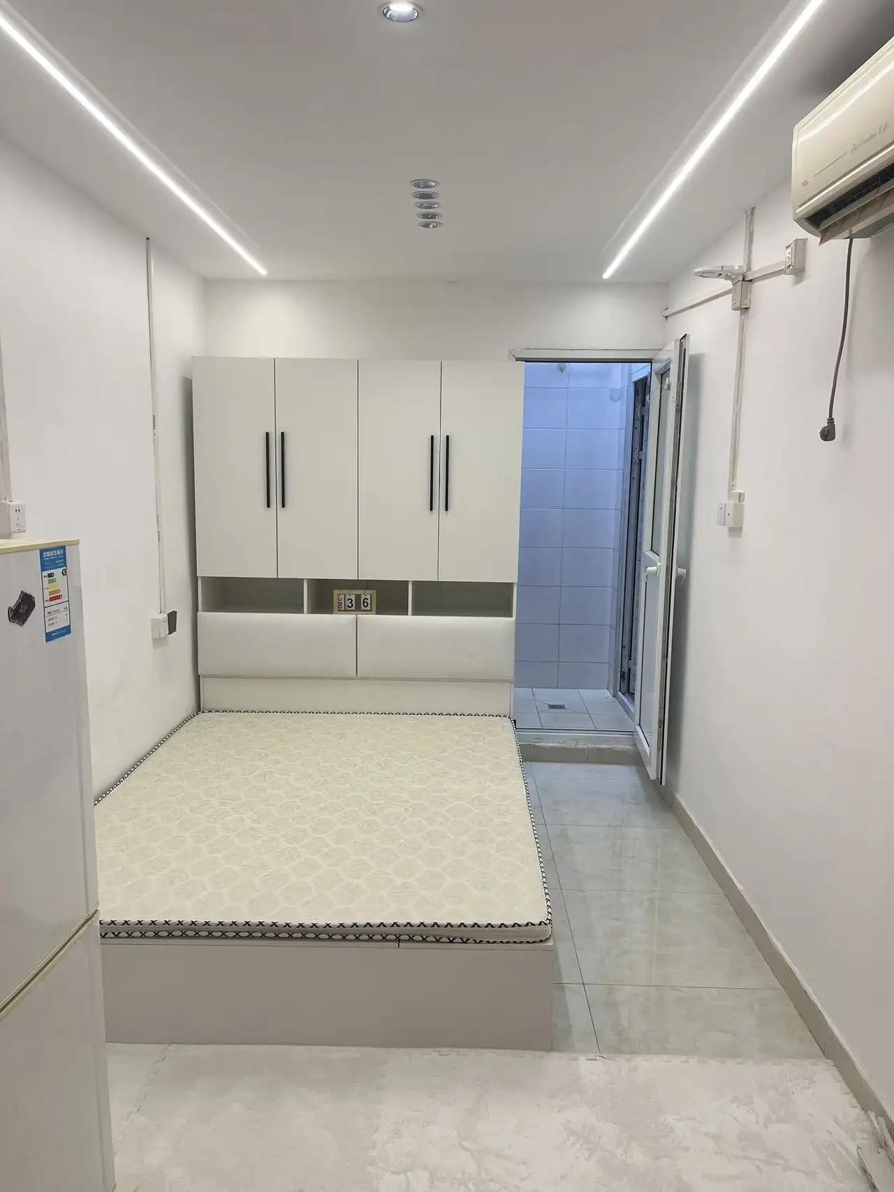 Yonghegong, Yonghegong Xilou 1st Alley, 1bd