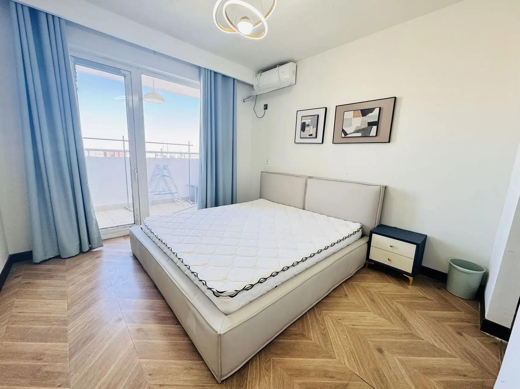 Baiziwan, Yanhai Sailuo City, Share house