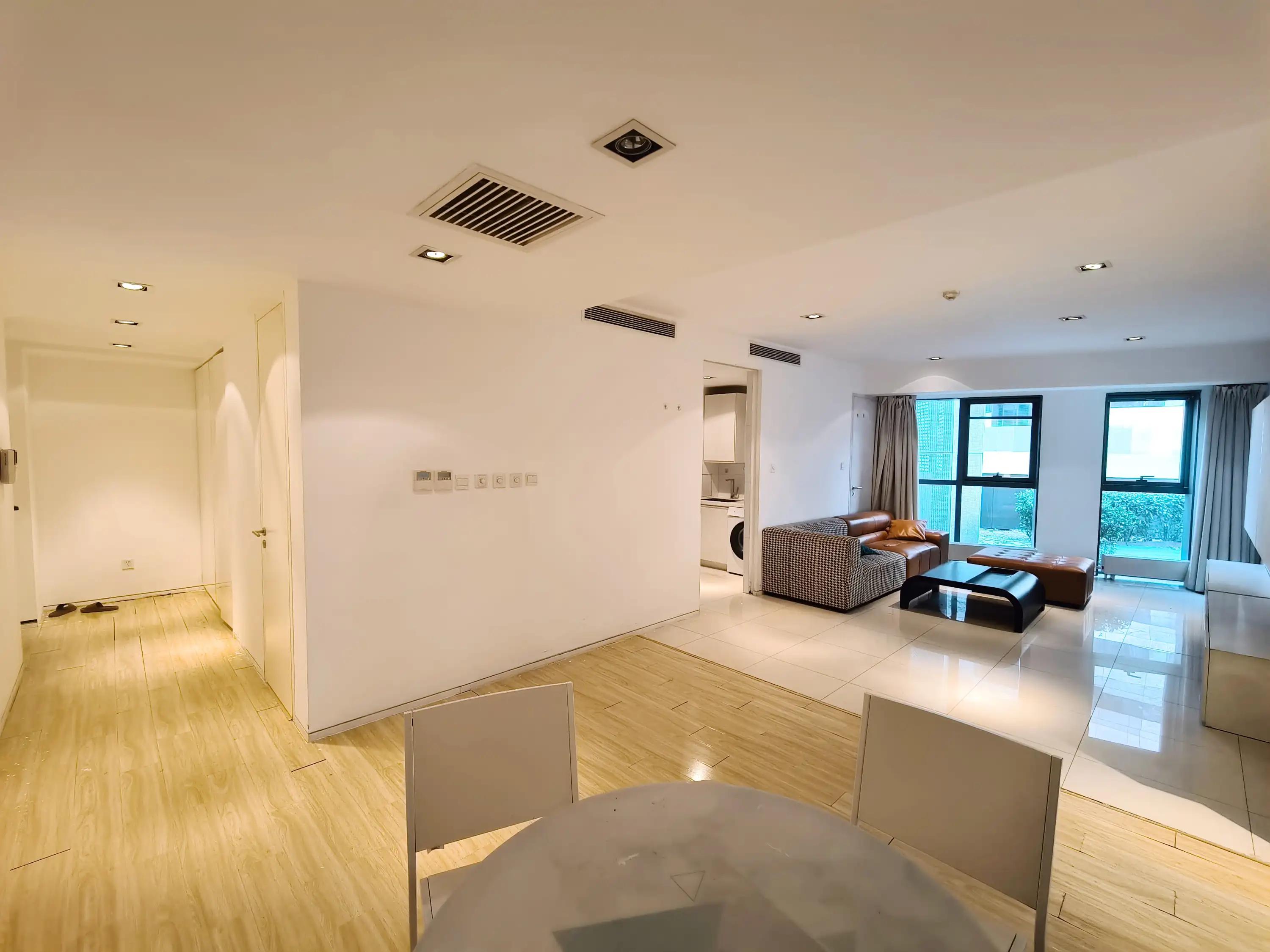 Sanlitun, Sanlitun SOHO, 2bds