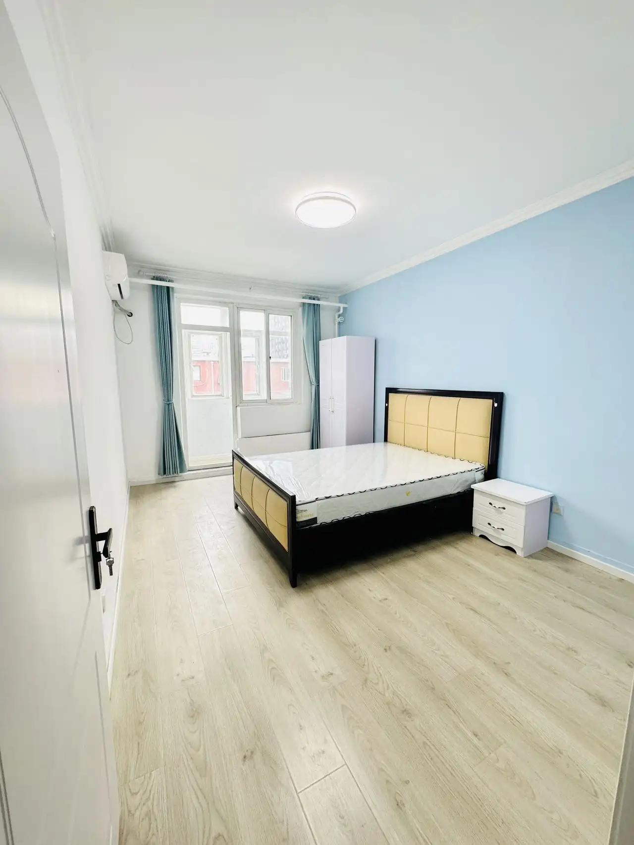 Hujialou, Hetaoyuan North Lane, Share house