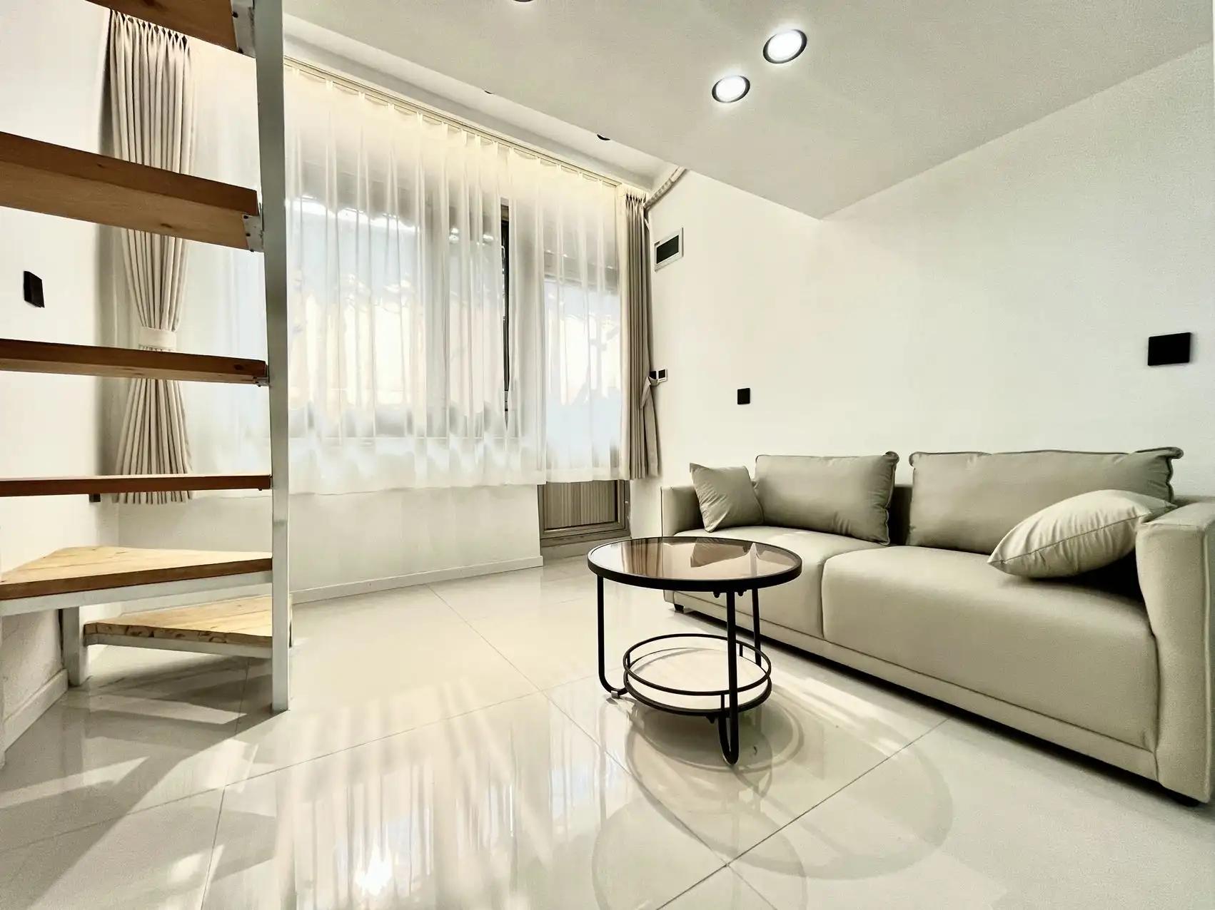 Gulou Street, Zhuzhong Hutong, 1bd