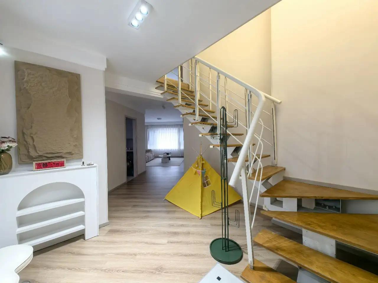 Hongmiao, Sunshine 100 International Apartment, 4bds