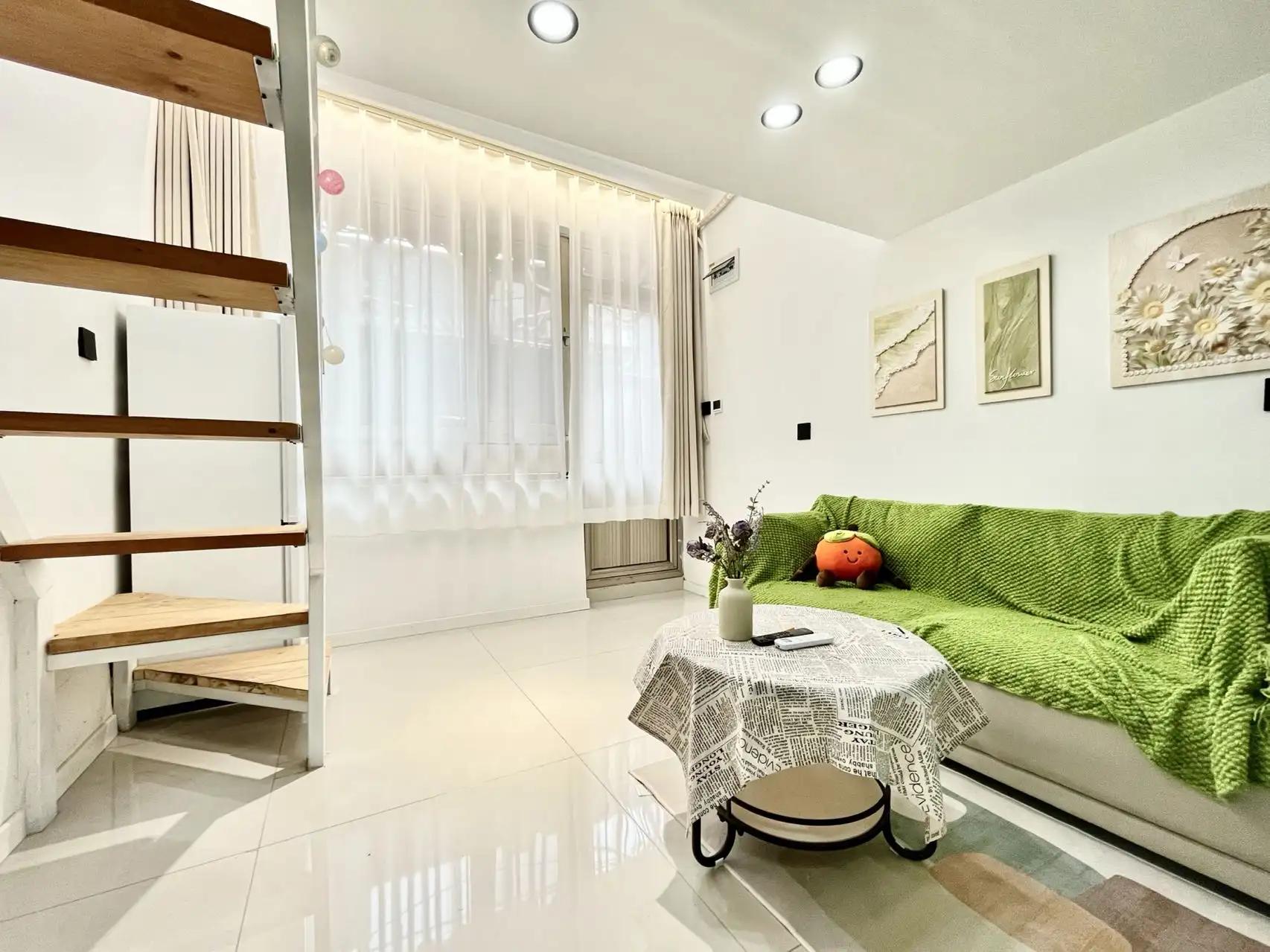 North Beihai, Zhuzhong Hutong No.58, 1bd