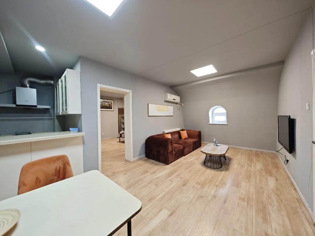 Liangmaqiao, Jingrun Waterside Garden Villa, 2bds