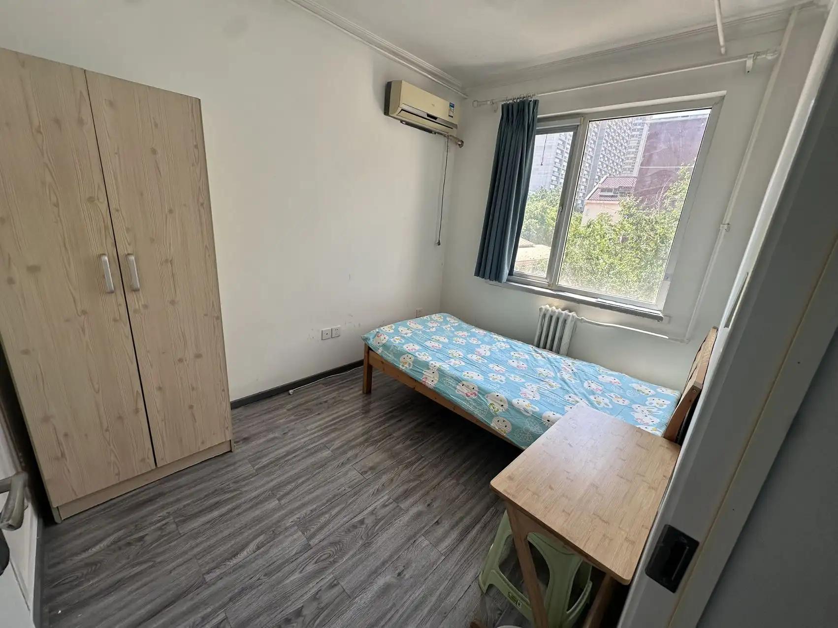 Sanlitun, Xingfu Er Cun, 1bd