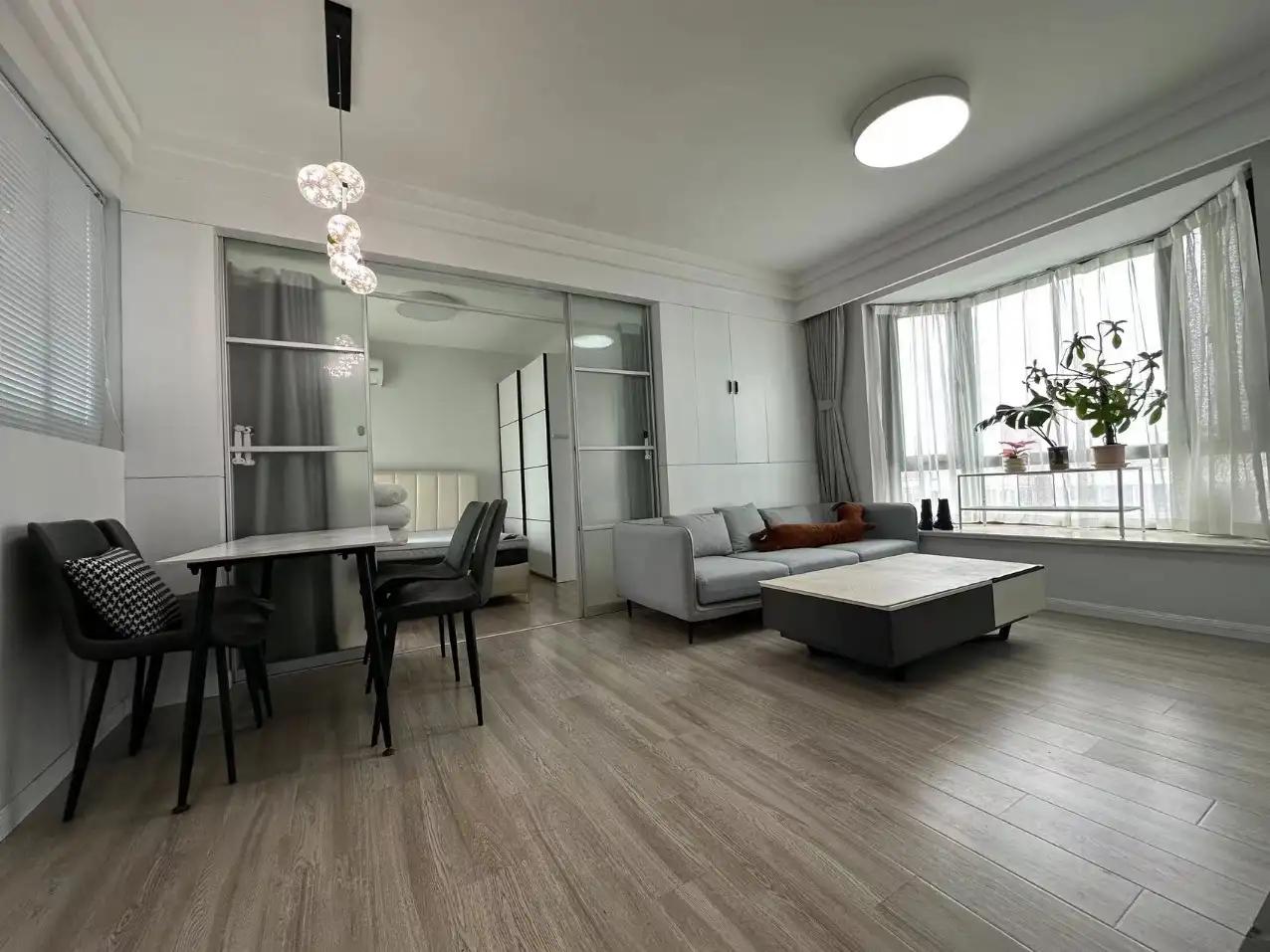 Loushanguan Road, Spring Garden, 1bd