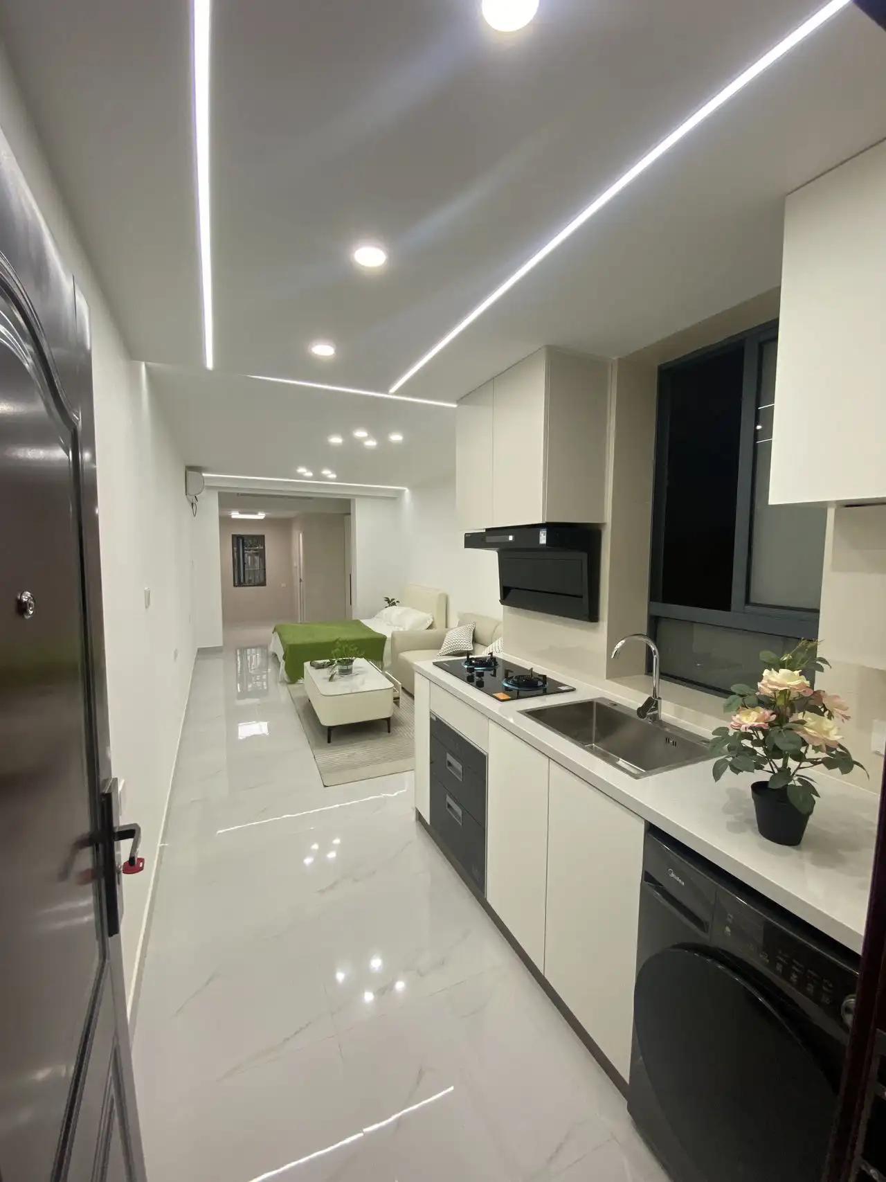 Loushanguan Road, Xinguang Community, 1bd