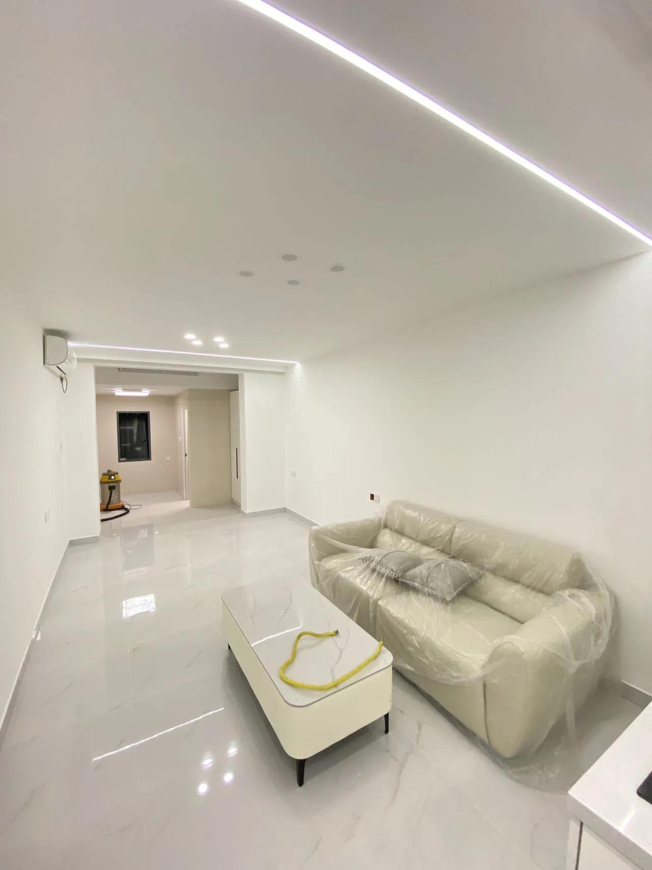 Loushanguan Road, Xinguang Community, 1bd