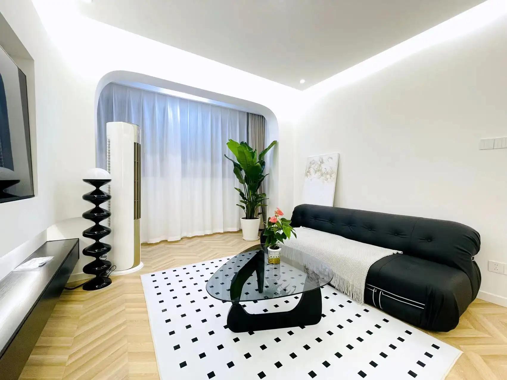 Loushanguan Road, Biyun Apartment, 2bds