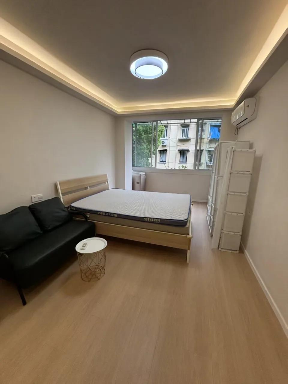 Changshulu, Yueyang Road Lane 77 Compound, 1bd