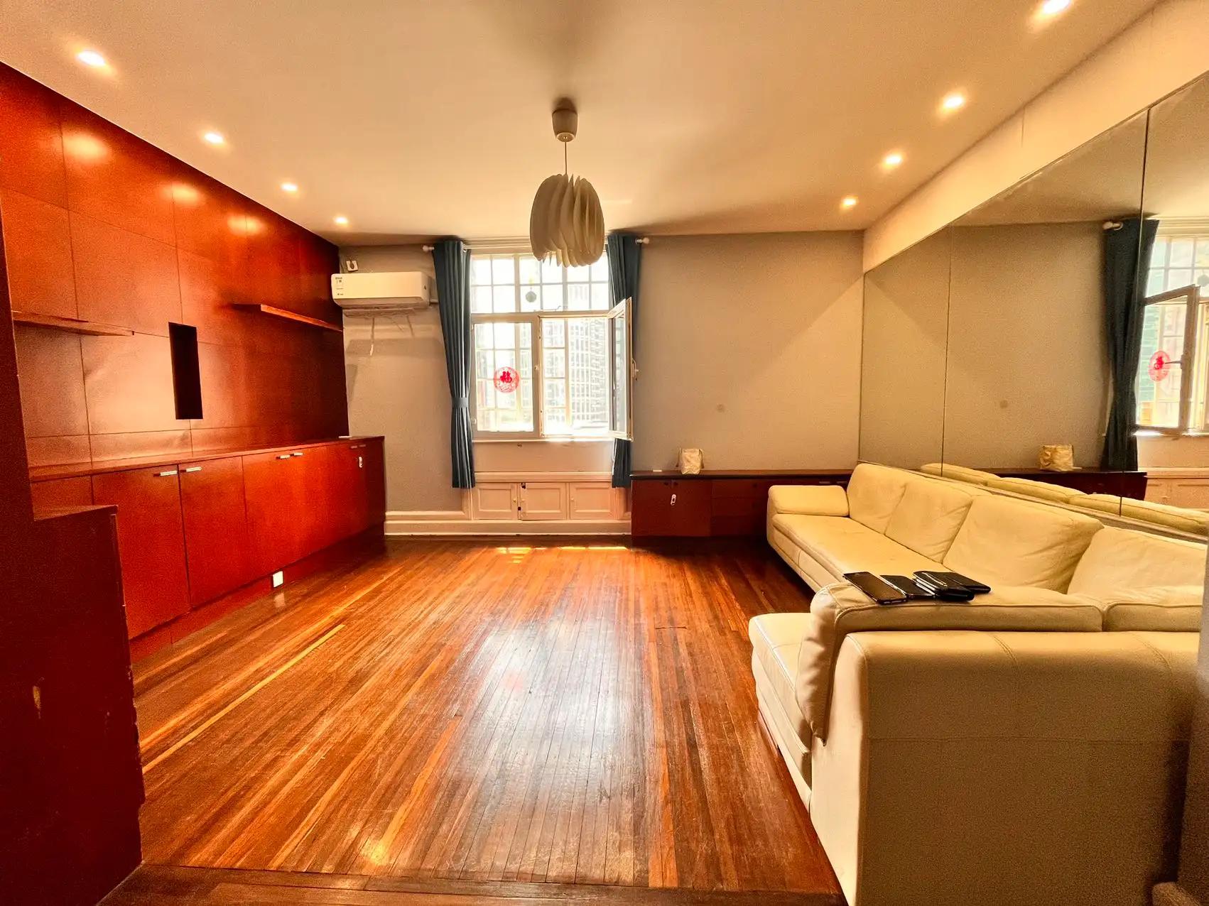 Nanjing West Road, Deyi Building, 2bds