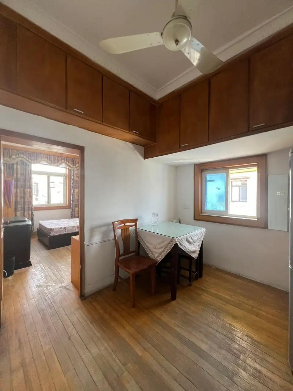 Zhongtan Road, Yichuan 1st Village, 1bd