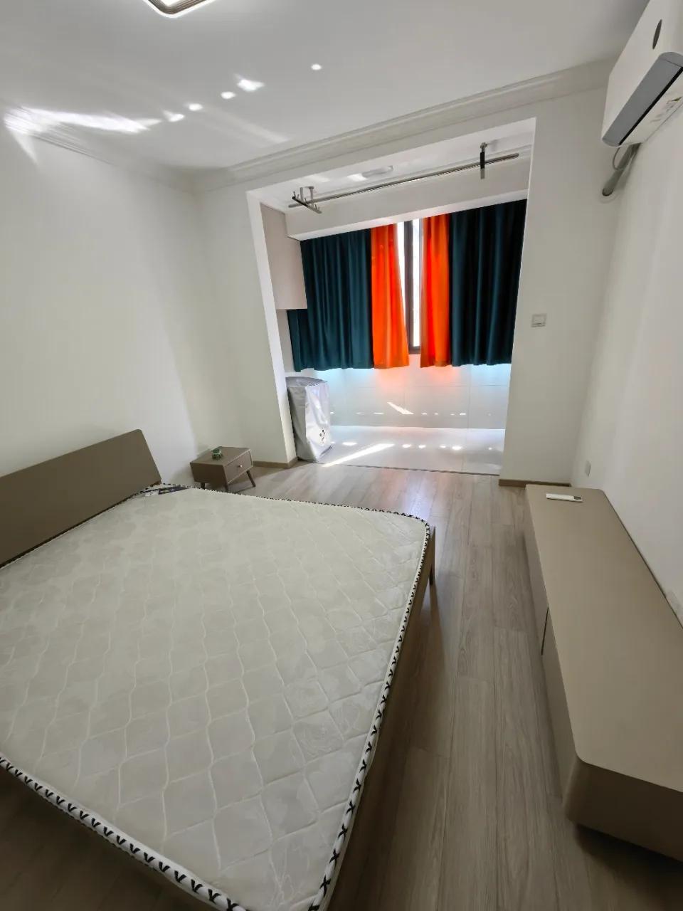 Caoyang Road, Lantian Building, 2bds