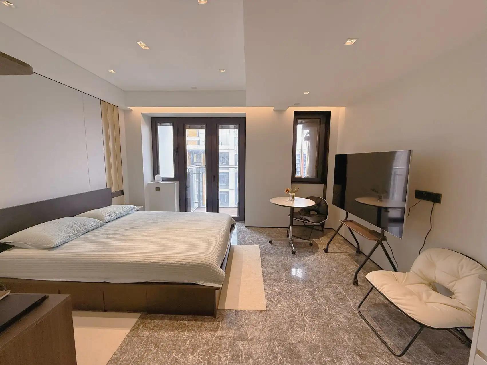 Baoshan Road, Zhongxing Road No.1, 2bds